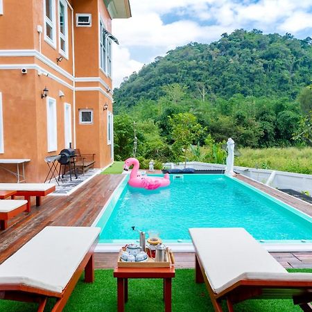 Chateau De Luxi Khao Yai - ชาโตว์ เดอ ลูซี่ เขาใหญ่ Villa Mu Si Eksteriør billede