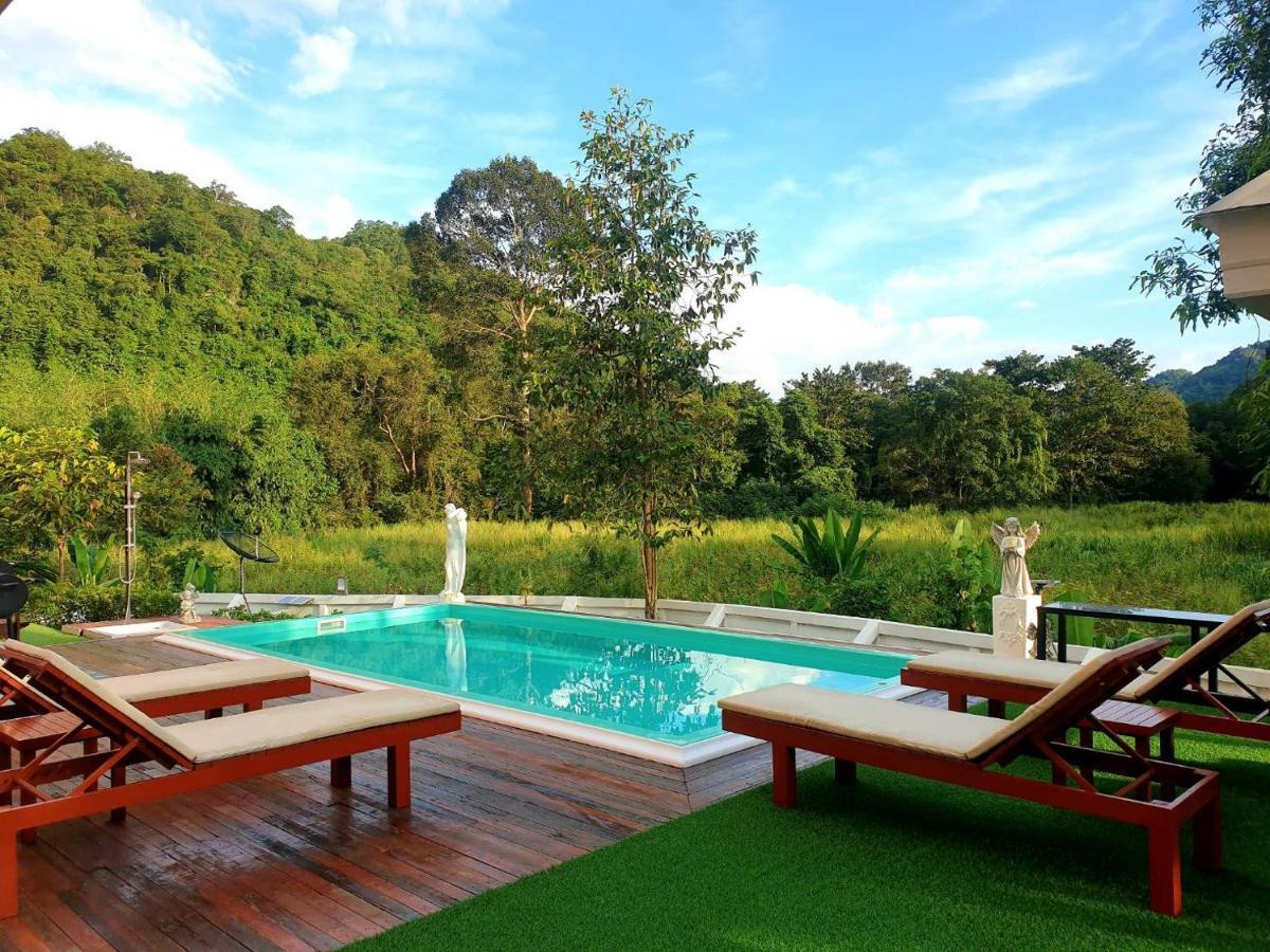 Chateau De Luxi Khao Yai - ชาโตว์ เดอ ลูซี่ เขาใหญ่ Villa Mu Si Eksteriør billede